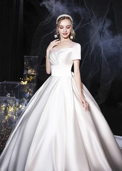 Poročna Obleka 2021 Nove Luksuzne Saten Poročni Obleki Z Vlakom Žogo Obleke Princess Plus Velikost Vestido De Noiva