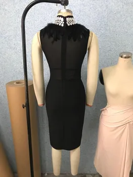 2018 ženske obleke debelo vrh kakovosti črno perje in kristalno brez rokavov povoj stranka obleko obleko Obleka + obleko