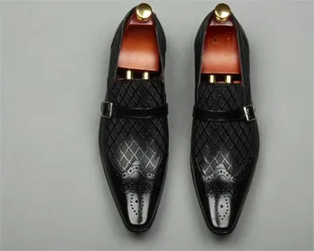 Jeseni, pozimi new England čevlji kvadratni toe usnja moške Bullock vklesan modno osebnost zdrsne na sponke banket čevlji