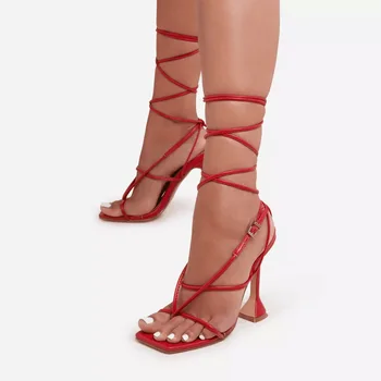 Nov poletni sandali Črno Rdeče čipke gleženj trak stranka visoke pete, črpalke 9 cm tanke pete tangice sandali ženske čevlji velikosti 42