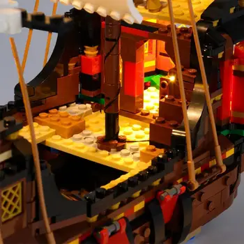 Združljiv z LEGO Model Piratske Ladje Ustvarjalno Sestavljanje Razsvetljavo LED Stavbe Svetlobe 31109 Bloki Za LEGO LED Kit O6U1