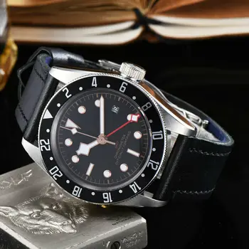 Mens watch 41mm črno ploščo safirno steklo GMT Automatic mehanski Vojaški Šport Usnja luminou nepremočljiva sterilne izbiranje watch